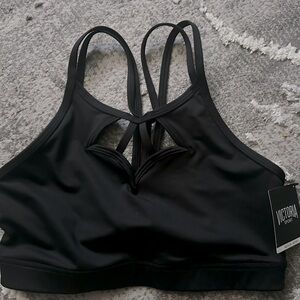Victorias Secret Sport - The Show-Off Strappy Wireless Sports Bra